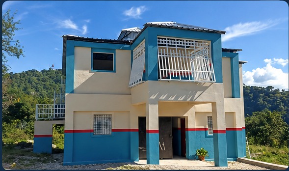 The Seyi Klinik de Banane under construction in Haiti